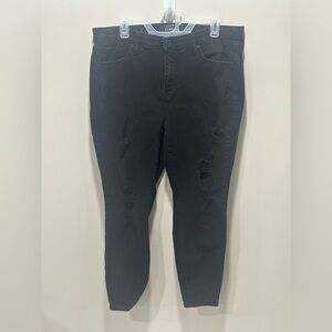 Torrid Women’s Black Sky High Skinny Jeans Size 18s